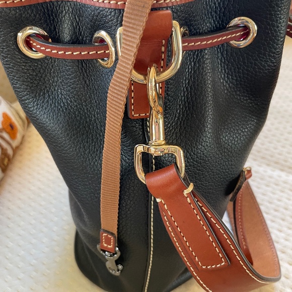 Gorgeous DOONEY AND BOURKE Pebbled Grain Aimee Bag - Picture 4 of 10